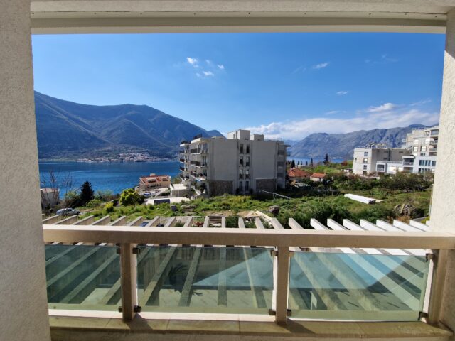 Апартаменты с видом на море в комплексе с бассейном