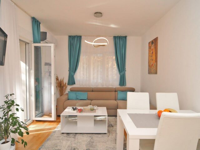 1-Zimmer-Wohnung in einer modernen Wohnanlage in Budva