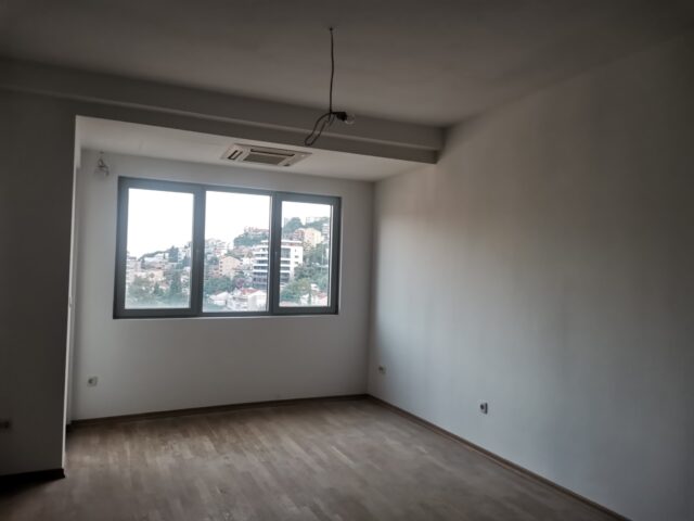 4-bedroom apartment in the center of Budva