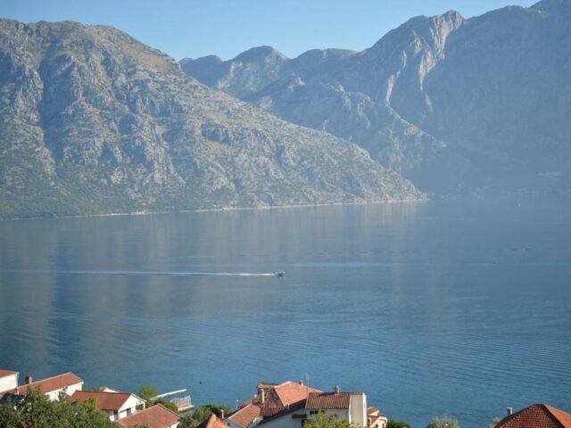 Apartmani sa pogledom na more u Kotoru