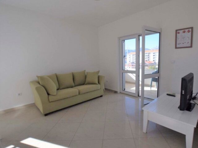 Two-bedroom apartment in Tivat