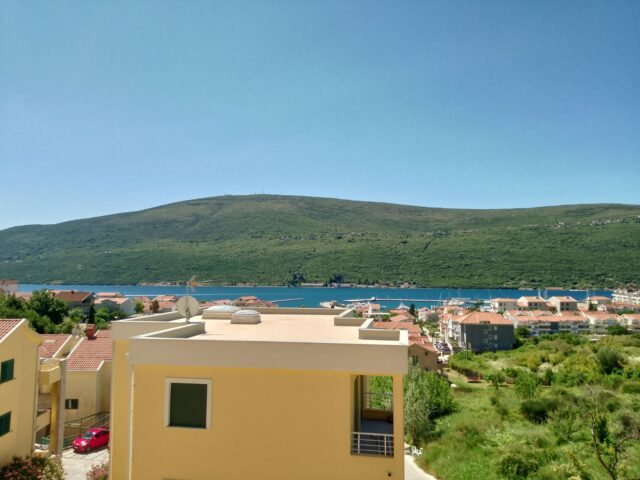 Apartments for sale in a new building in Herceg Novi