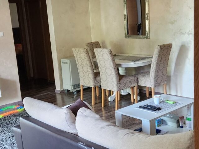 3-bedroom apartment with a sea view in Kotor