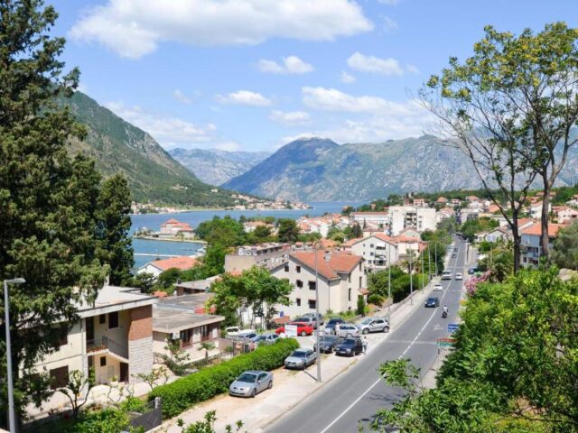Na prodaju apart-hotel u Kotoru