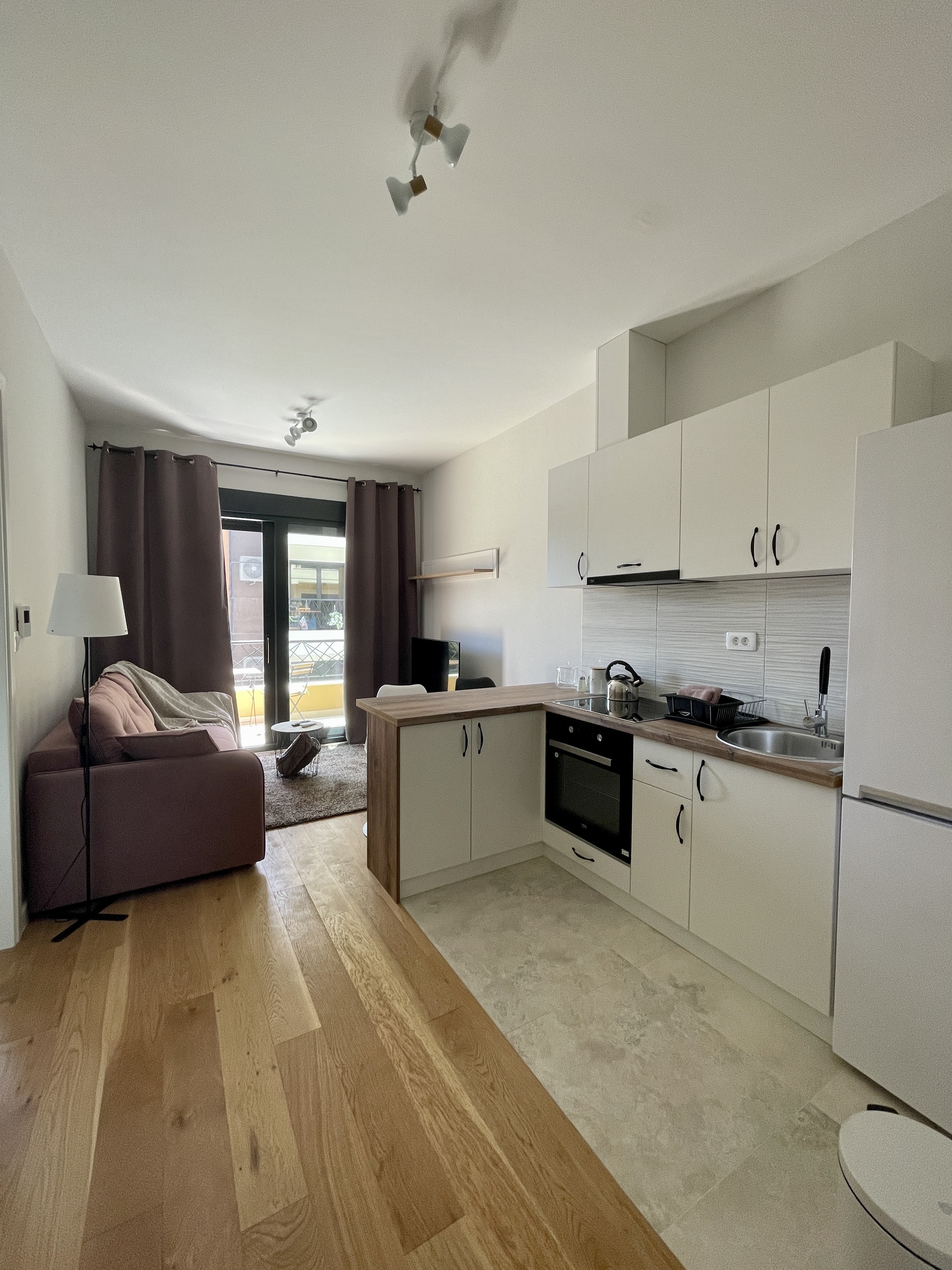 Cozy one bedroom apartment near the center of Tivat