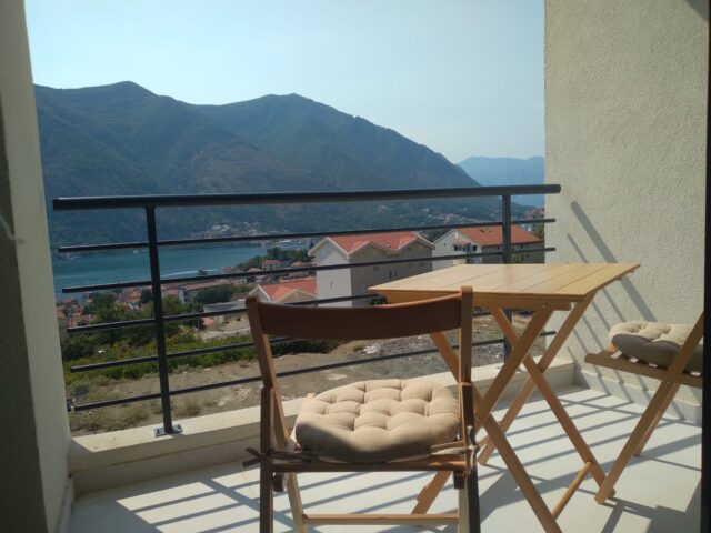 Jednosoban stan sa pogledom na more u Kotoru