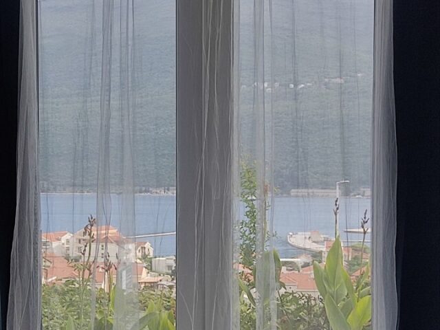 Apartment mit einem Schlafzimmer und Meerblick in Herceg Novi