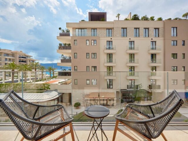 Luxuriöses Apartment mit zwei Schlafzimmern in Porto Montenegro