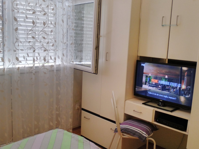Apartment 72 m² mit zwei Schlafzimmern und Meerblick in Kotor, Dobrota