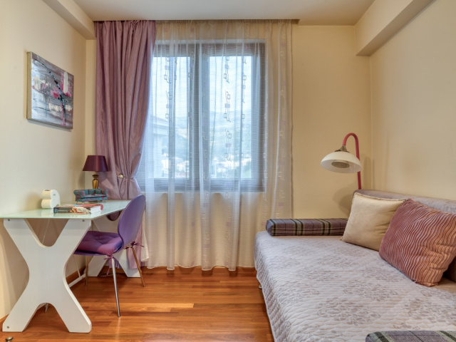 Apartment mit zwei Schlafzimmern und Parkplatz im Zentrum von Budva