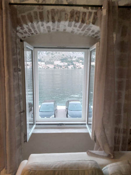 FOR RENT! One bedroom apartment in Kotor