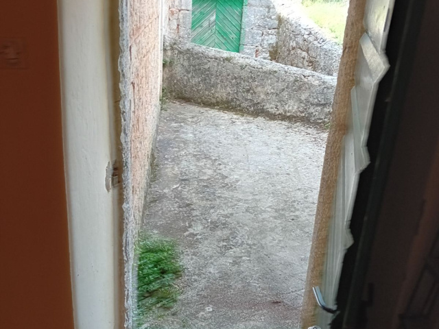 For sale a small stone house in the village of Zagora, Kotor