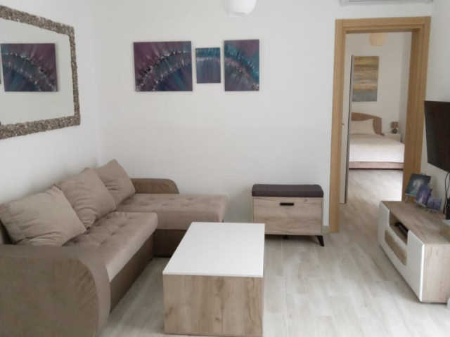 One-bedroom apartment in a new residential complex in Kotor, Dobrota