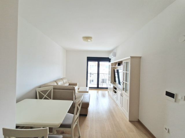 Апартаменты с 2-мя спальнями в Тивате рядом с Порто Монтенегро