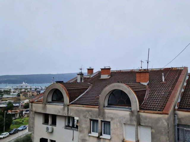 Stan u Tivtu u blizini Porto Montenegro