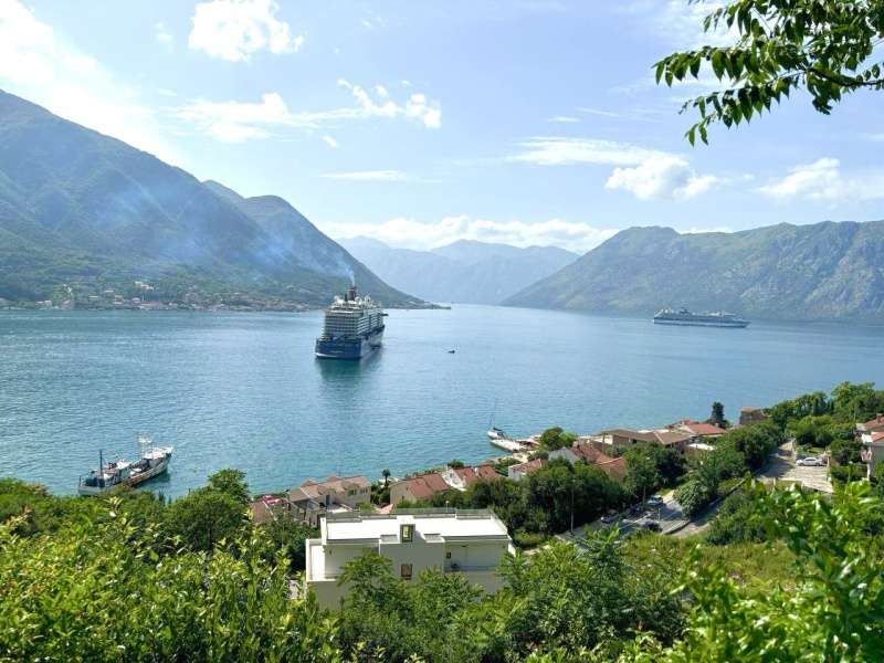 GREAT OFFER! Two-bedroom apartment in Kotor