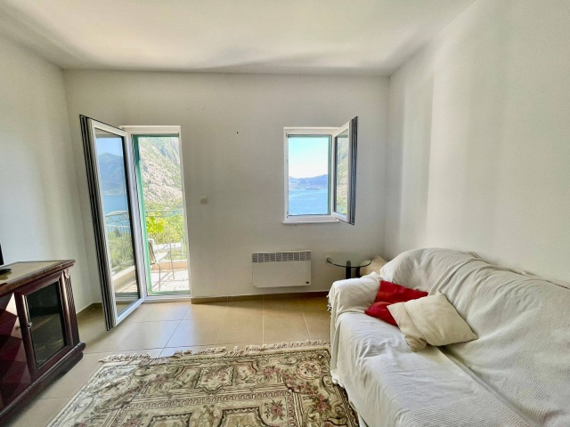 Two bedroom apartment with a stunning panoramic sea view in Kotor