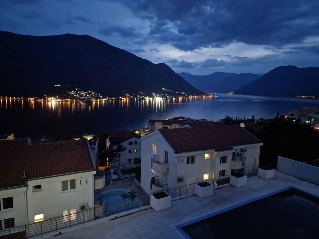 Apartment with a gorgeous view of the Bay of Kotor