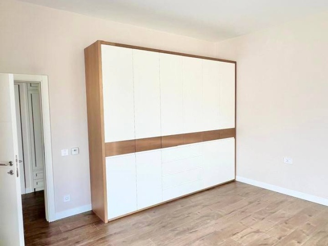 Nova moderna vila sa bazenom u Tivtu