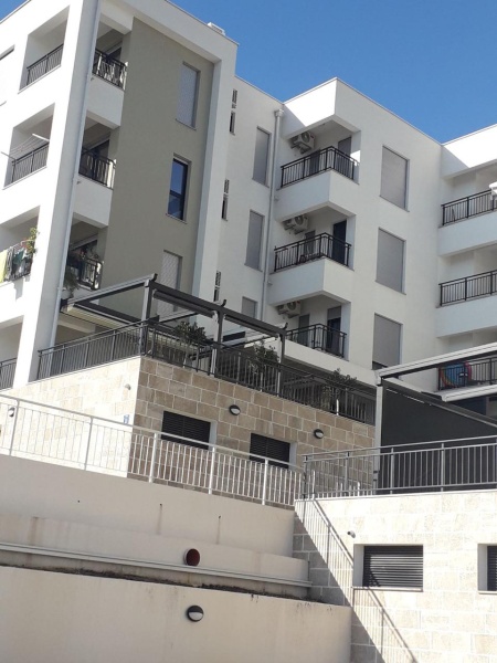 Studio-Apartment mit Meerblick in Tivat