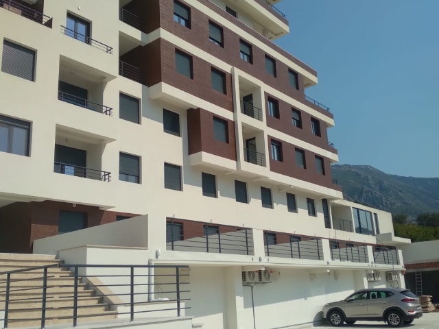 One bedroom apartment with a large terrace and sea views in Kotor