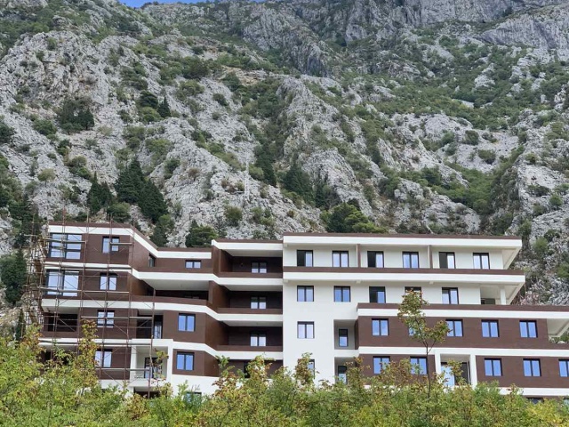 One bedroom apartment with a large terrace and sea views in Kotor