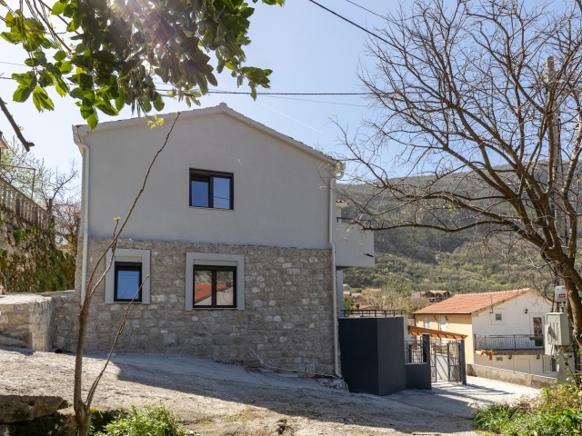 New modern house for sale with sea views near the Old Town of Kotor