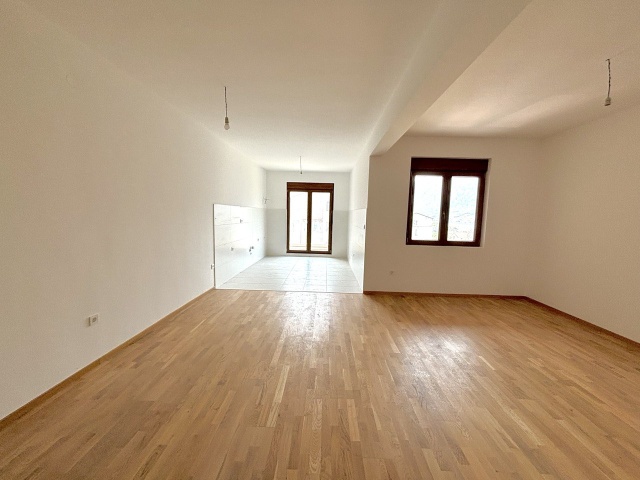 Four bedroom duplex apartment in a new building in Kotor