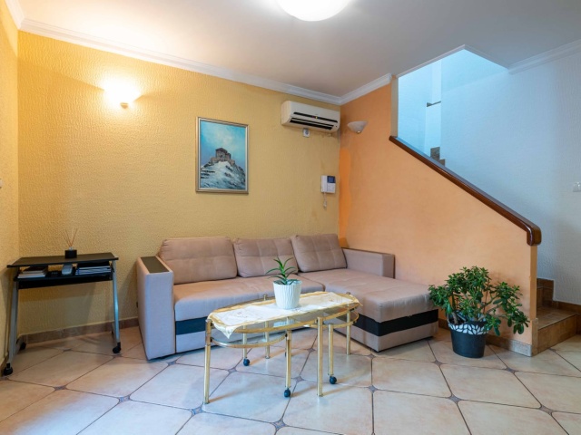 Three bedroom apartment in the center of Budva