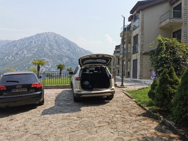 Apartment mit Meerblick in der Bucht von Kotor