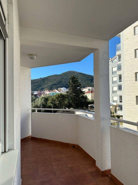 One bedroom apartment in Budva