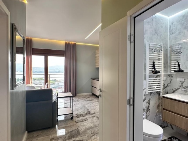 Apartment 38 m2 mit einem Schlafzimmer und Meerblick in Tivat