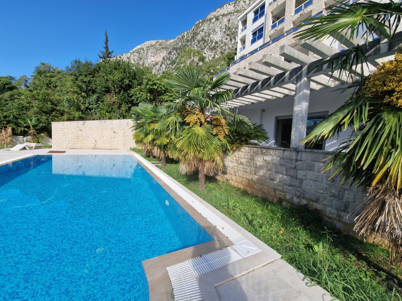 SPECIAL OFFER! One-bedroom apartment in Kotor