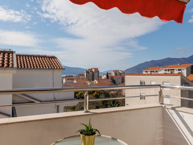 Gemütliche Wohnung in Tivat, in der Nähe von Porto Montenegro