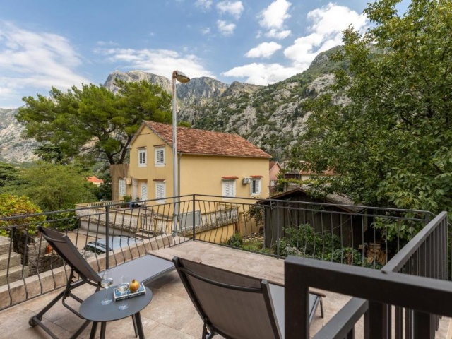 Cozy house close to the Old Town of Kotor