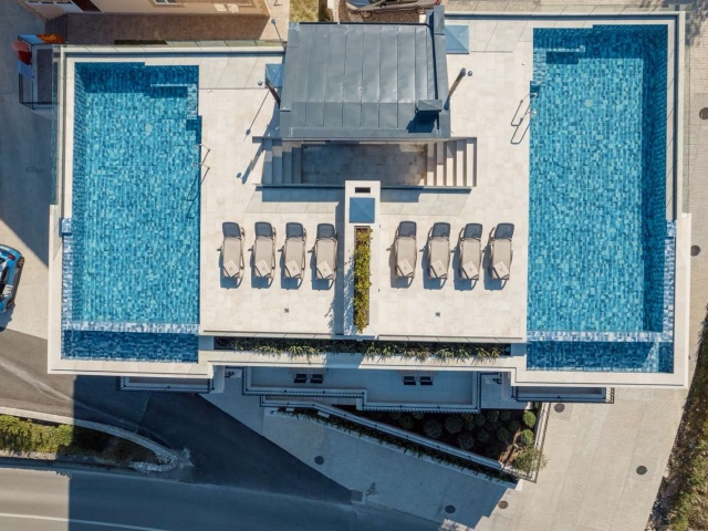 Luxuriöses Apartment mit Dachterrasse und privatem Pool