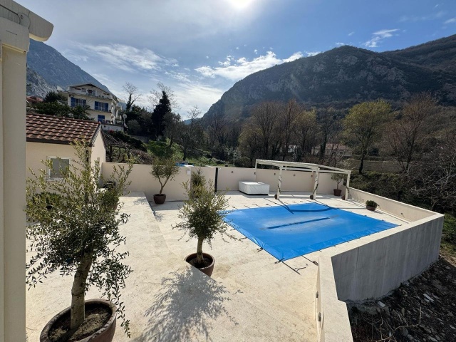 Brand new house with a swimming pool in Kotor