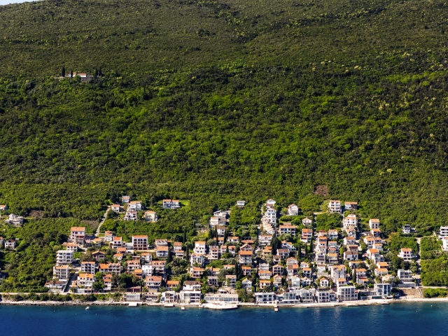 Vila na samoj obali mora