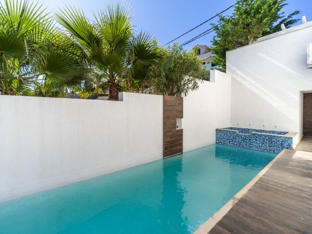 Vila na samoj obali mora