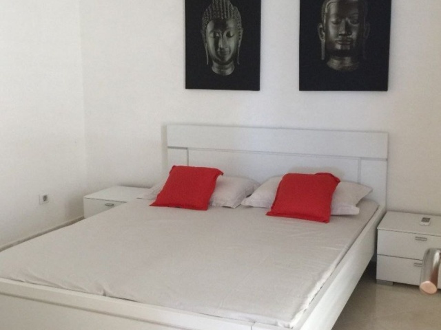Apartment with a large terrace, sea view in Tivat