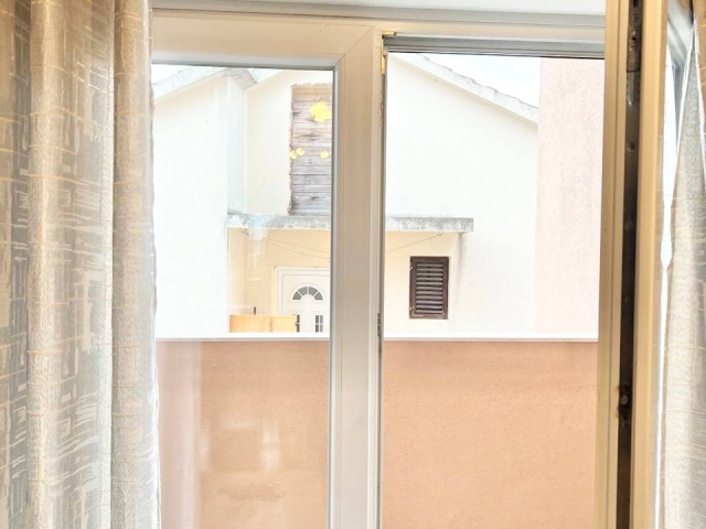 Two-bedroom apartment in Tivat close to the city center
