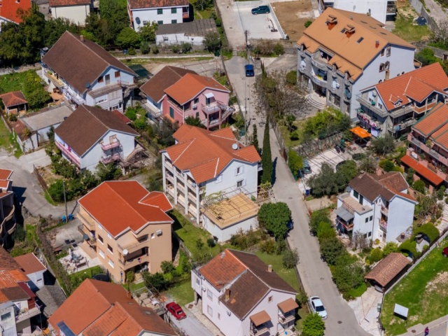 Small residential building close to the center of Tivat
