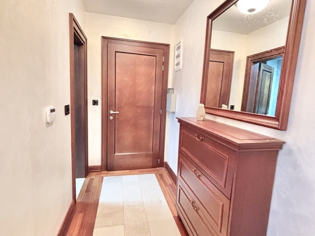 Apartment on the first line to the sea in Kotor, Stoliv