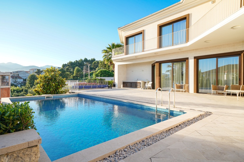 Luxurious villa with pool and sea view in Tivat