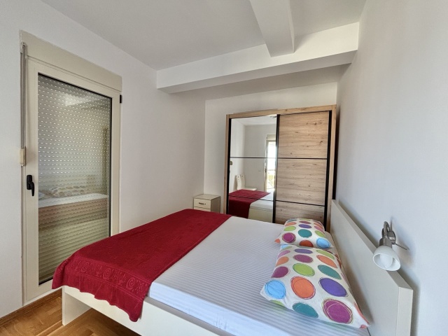 Three bedroom apartment with sea view near the center of Tivat