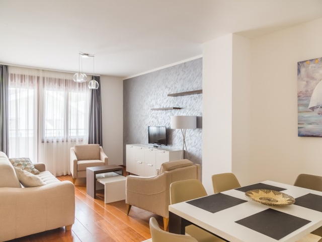 Zwei-Zimmer-Wohnung in Becici, nahe dem Meer