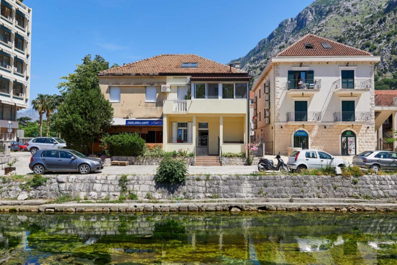 Apartment in the center of Kotor