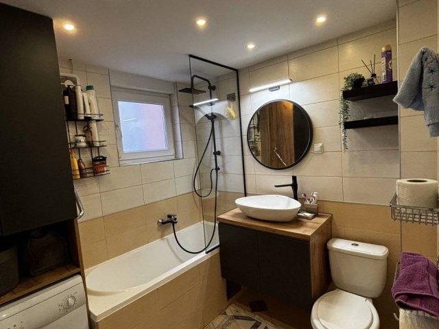 Moderne, gemütliche Wohnung mit Meerblick in Budva