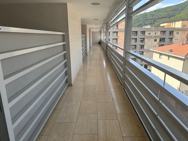 Zwei-Zimmer-Wohnung im Zentrum von Budva