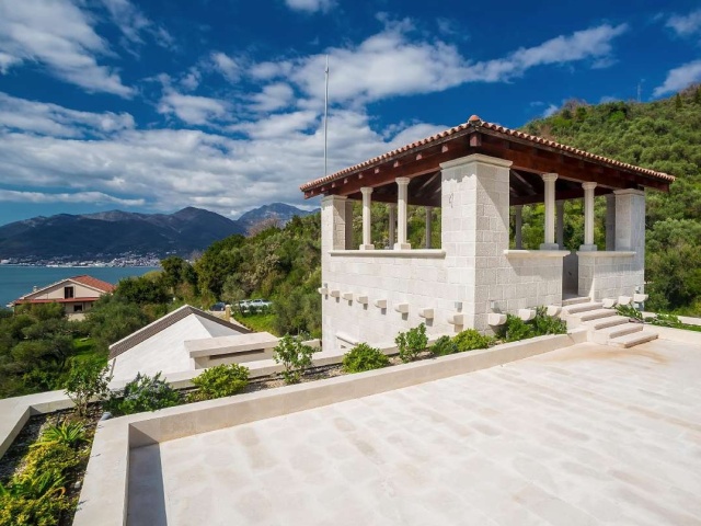 A private luxury residence with panoramic sea views in Tivat